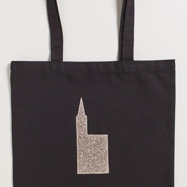 Sac en toile noire (cathédrale)